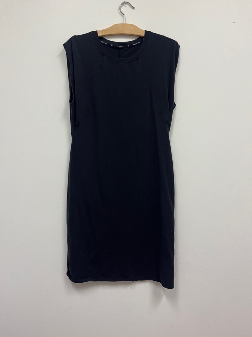 Public Rec Sleeveless Black Shift Dress Size Medium